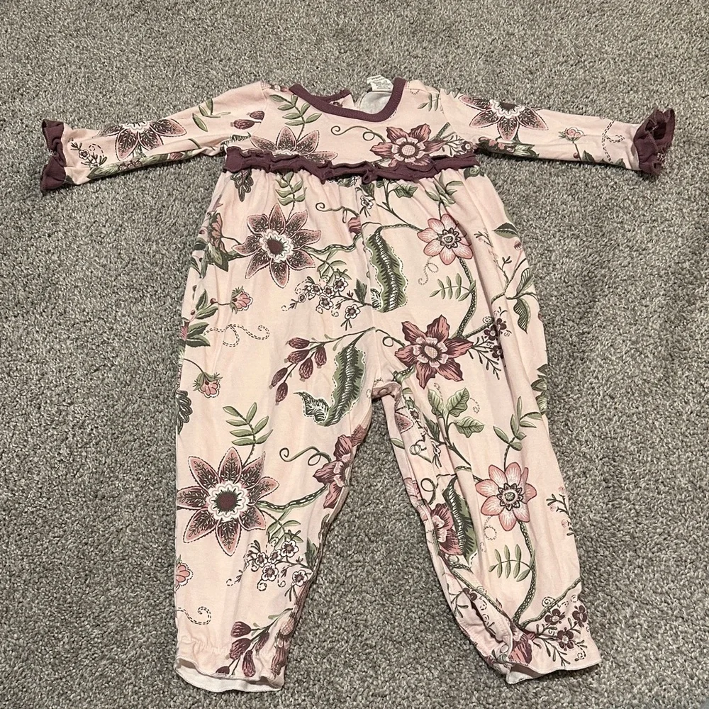 Tesa Babe Boutique 9-12 month ruffle floral romper pink purple‎ and green